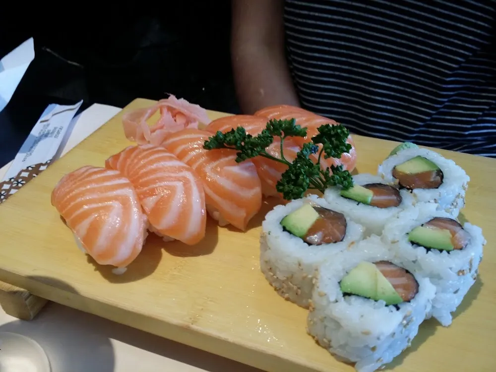 California Salmon and Sushi